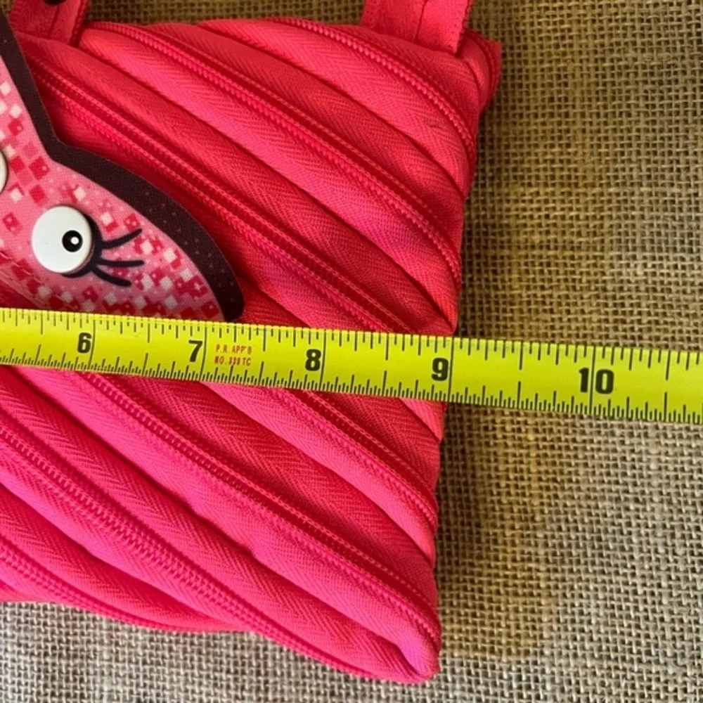 ZIPIT Monster Pencil Case for Girls, Holds Up to 30 Pens, Machine Washable
